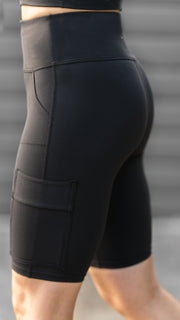 CARGO POCKET BIKE SHORT - BLACK