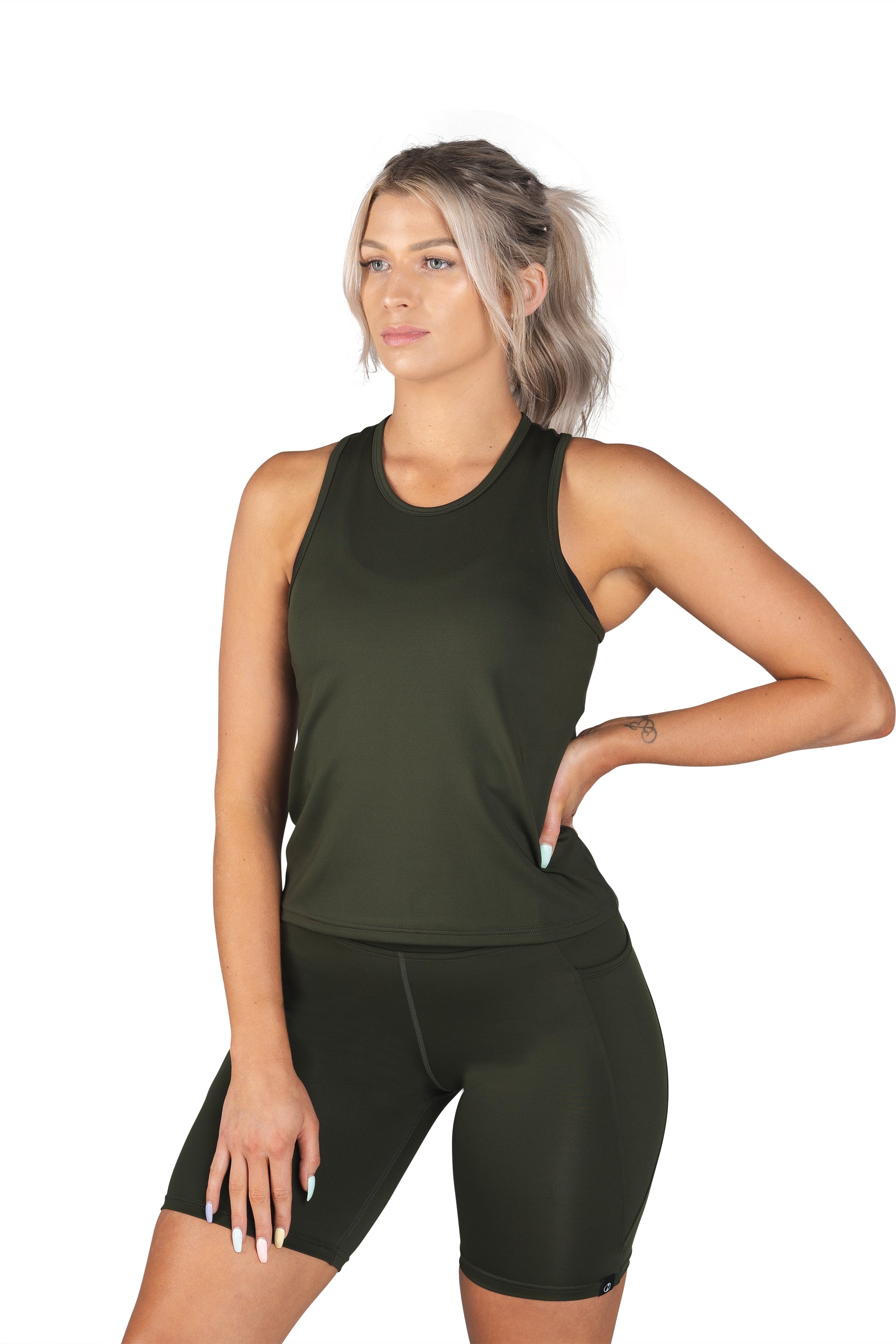 PERFOMANCE TANK - GREEN | RECYCLED PERFORMA