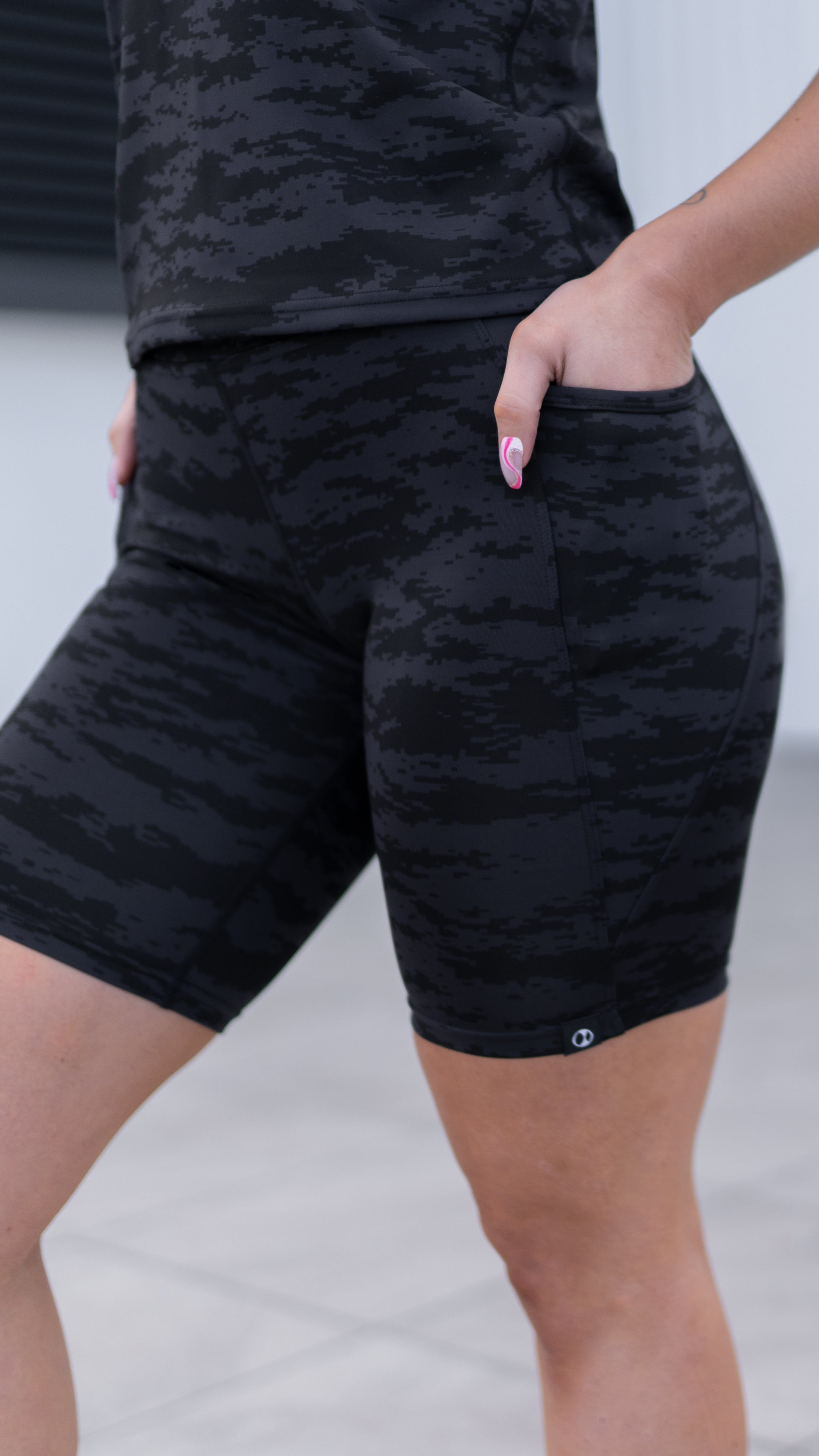 SIDE POCKET SHORT - BLACK CAMO | RECYCLED PERFORMA